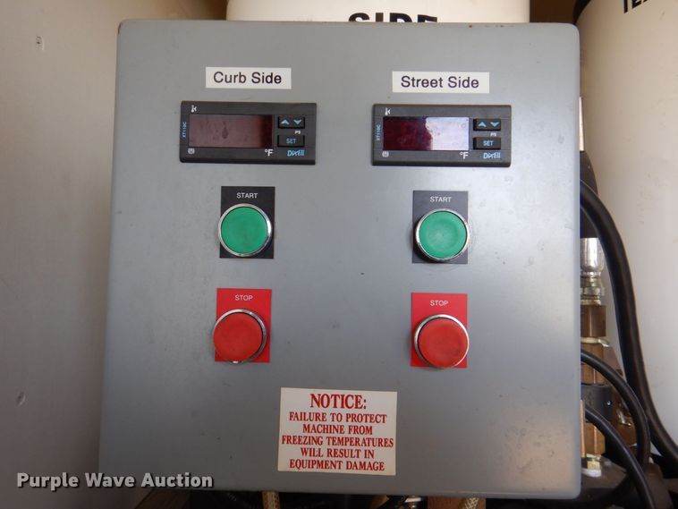 image for item MJ9822 2003 Wells Cargo EW2425  decontamination trailer