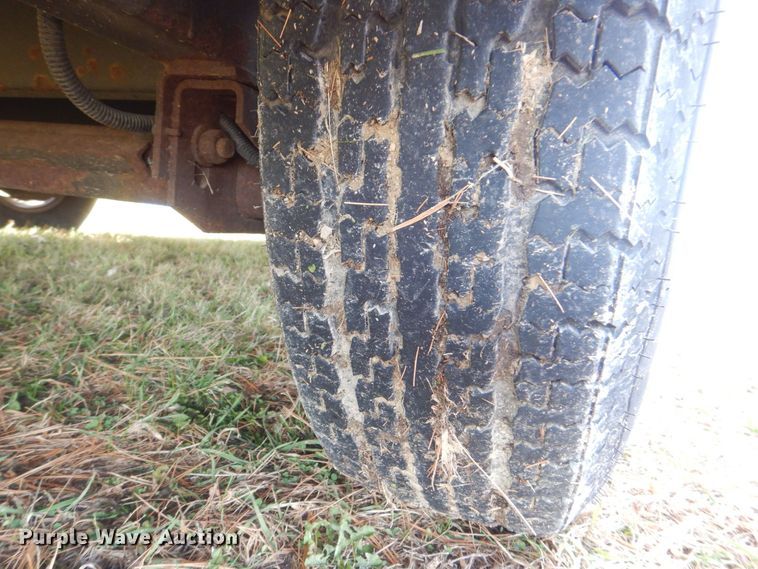 image for item MJ9822 2003 Wells Cargo EW2425  decontamination trailer