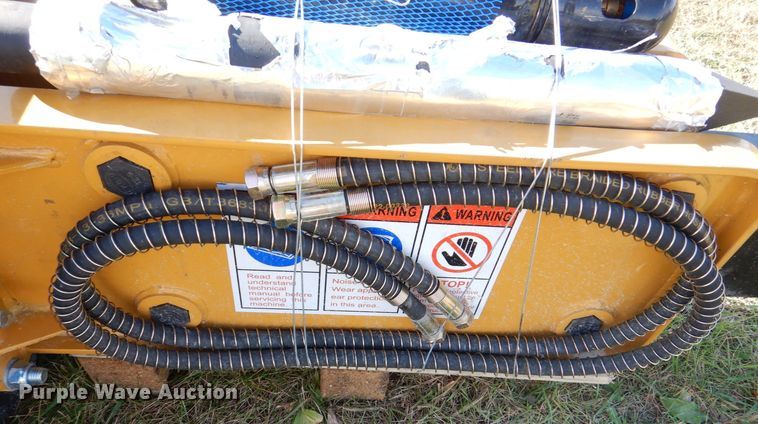 image for item MJ9828 2022 Agrotk SSHH680  skid steer breaker