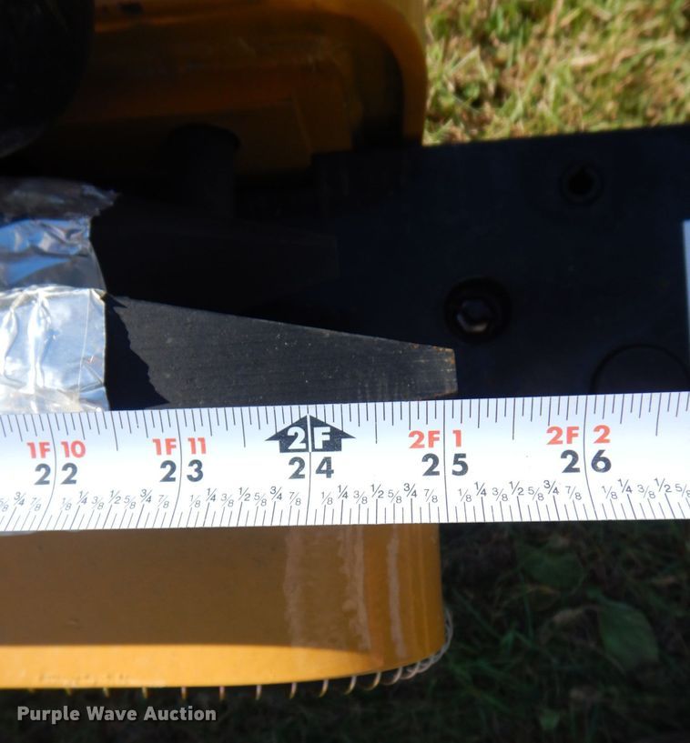 image for item MJ9828 2022 Agrotk SSHH680  skid steer breaker