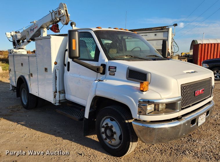 image for item MK9453 2008 GMC C5500  utility / service truck