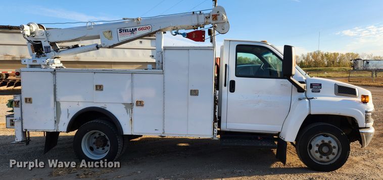 image for item MK9453 2008 GMC C5500  utility / service truck