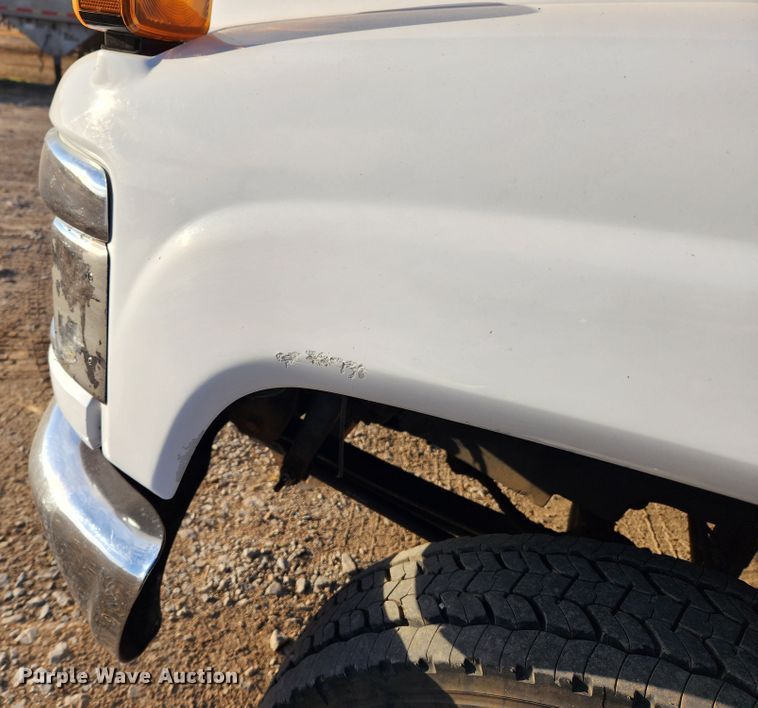 image for item MK9453 2008 GMC C5500  utility / service truck