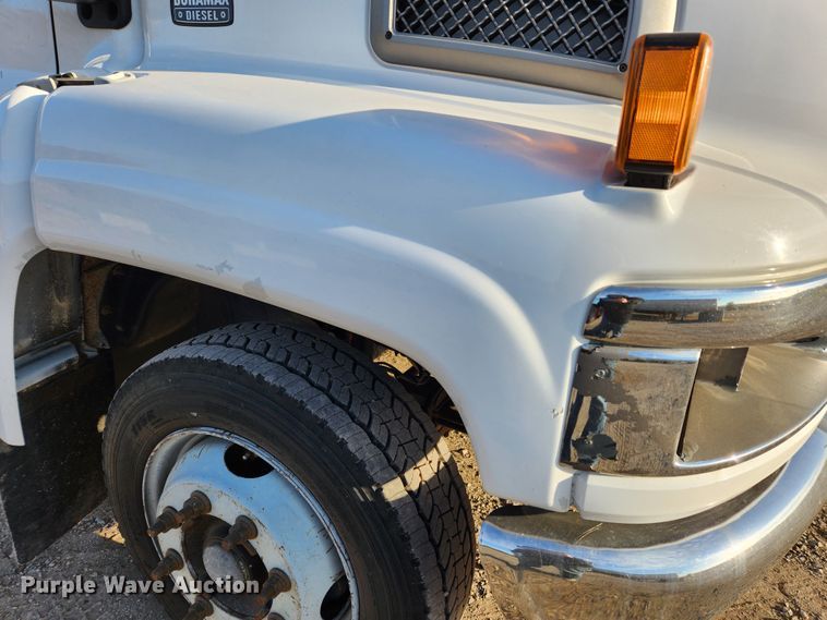 image for item MK9453 2008 GMC C5500  utility / service truck