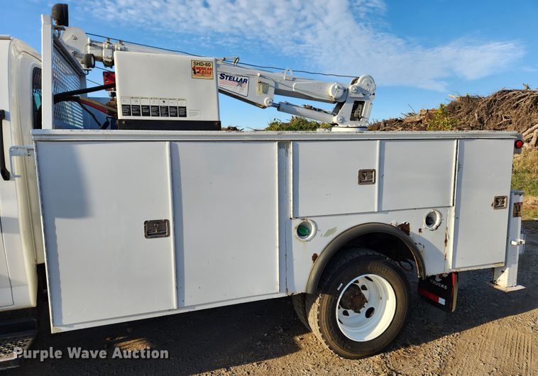 image for item MK9453 2008 GMC C5500  utility / service truck