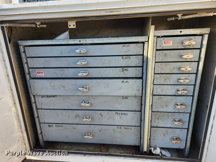 image for item MK9453 2008 GMC C5500  utility / service truck