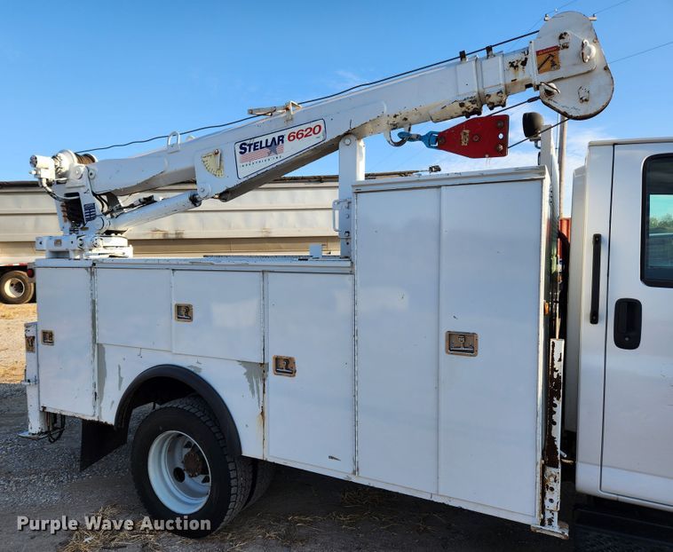 image for item MK9453 2008 GMC C5500  utility / service truck