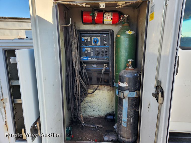 image for item MK9453 2008 GMC C5500  utility / service truck