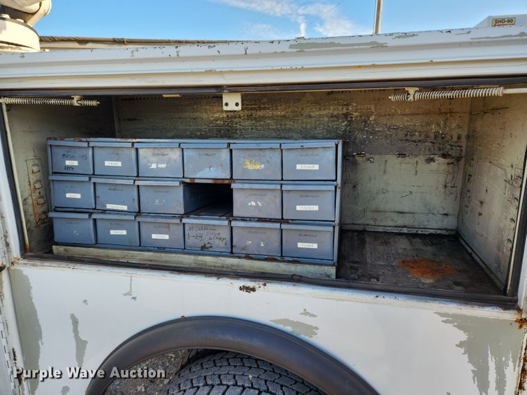 image for item MK9453 2008 GMC C5500  utility / service truck