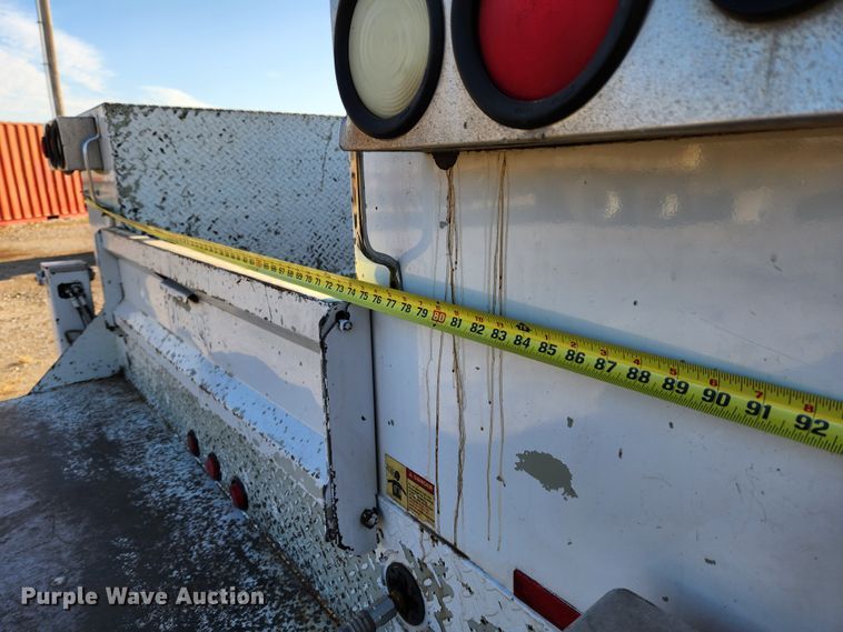 image for item MK9453 2008 GMC C5500  utility / service truck