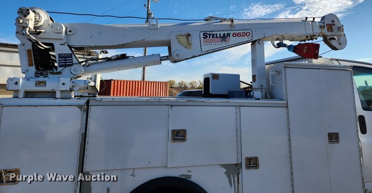 image for item MK9453 2008 GMC C5500  utility / service truck