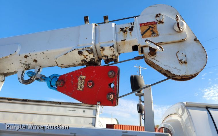 image for item MK9453 2008 GMC C5500  utility / service truck