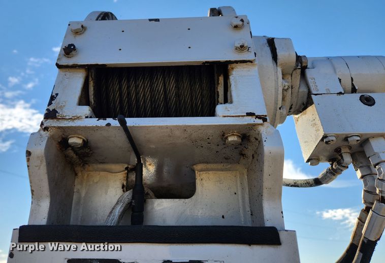 image for item MK9453 2008 GMC C5500  utility / service truck