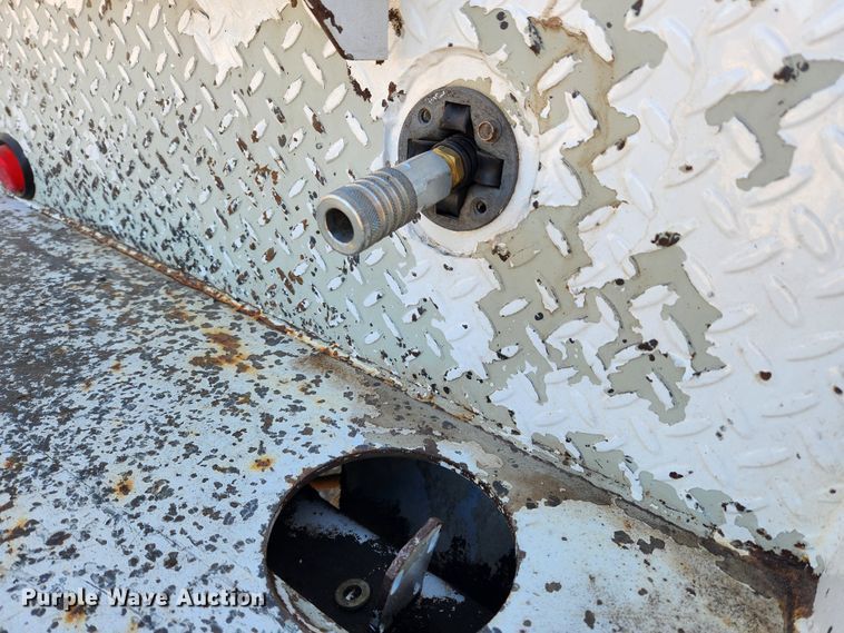 image for item MK9453 2008 GMC C5500  utility / service truck