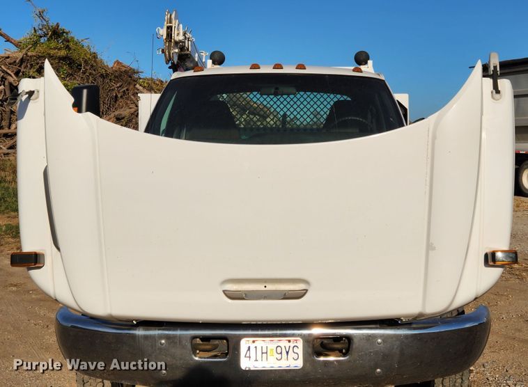 image for item MK9453 2008 GMC C5500  utility / service truck