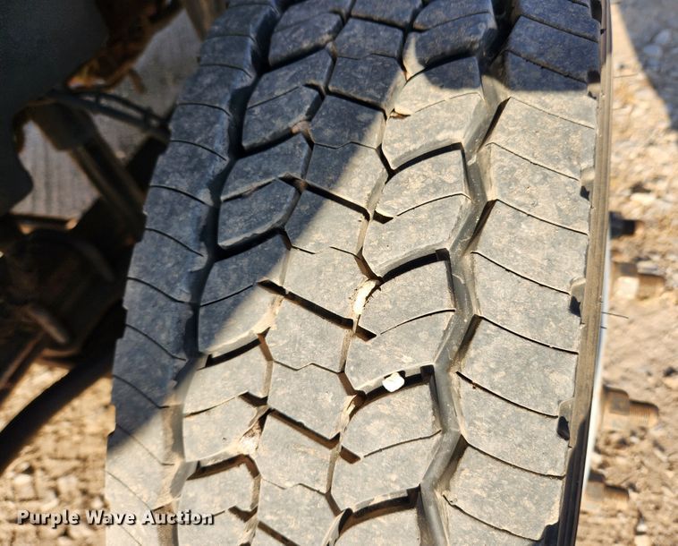 image for item MK9453 2008 GMC C5500  utility / service truck