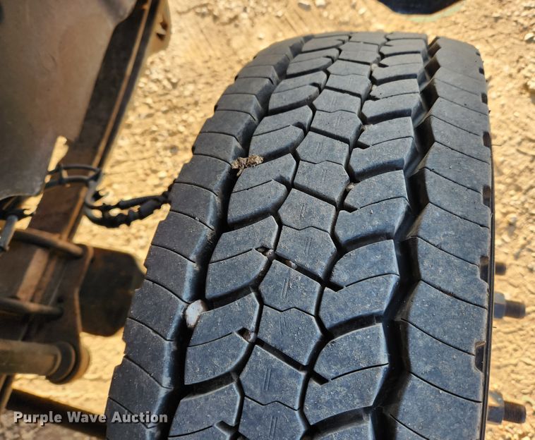 image for item MK9453 2008 GMC C5500  utility / service truck