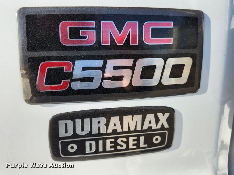 image for item MK9453 2008 GMC C5500  utility / service truck