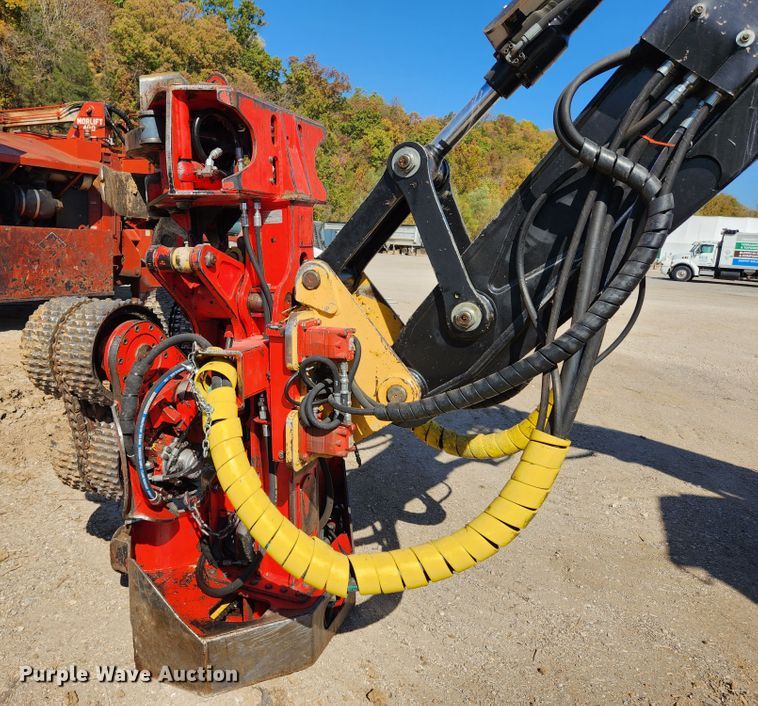 image for item MK9455 2013 Caterpillar 501HD harvester