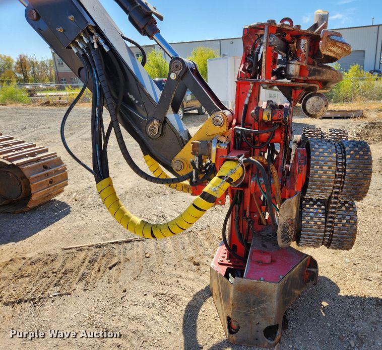 image for item MK9455 2013 Caterpillar 501HD harvester