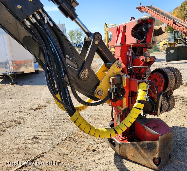 image for item MK9455 2013 Caterpillar 501HD harvester