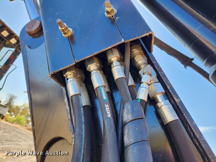 image for item MK9455 2013 Caterpillar 501HD harvester