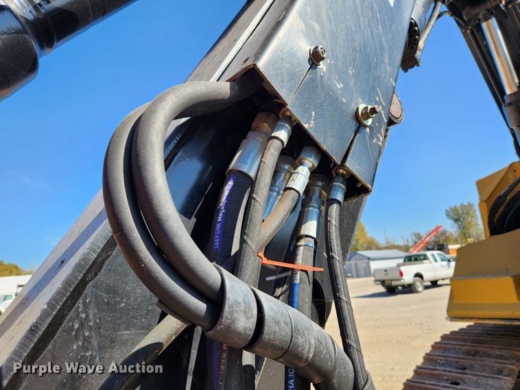 image for item MK9455 2013 Caterpillar 501HD harvester