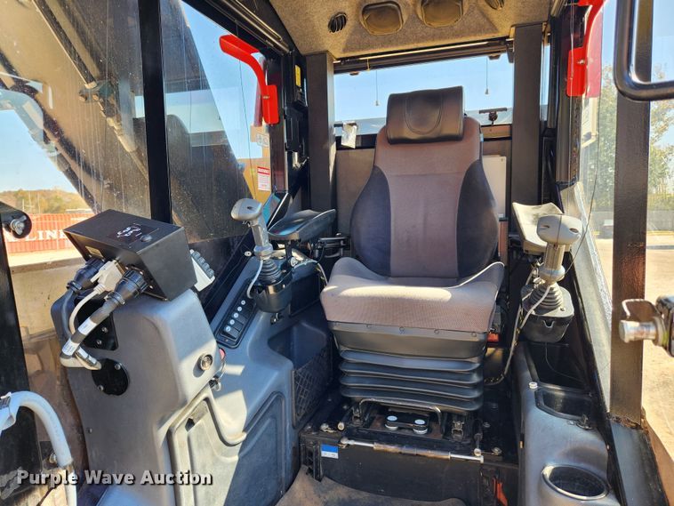 image for item MK9455 2013 Caterpillar 501HD harvester