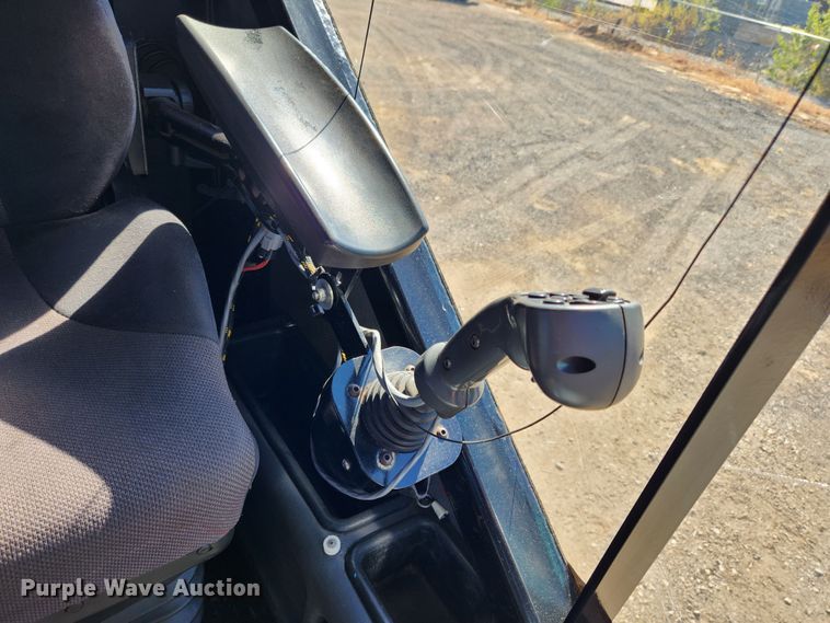 image for item MK9455 2013 Caterpillar 501HD harvester