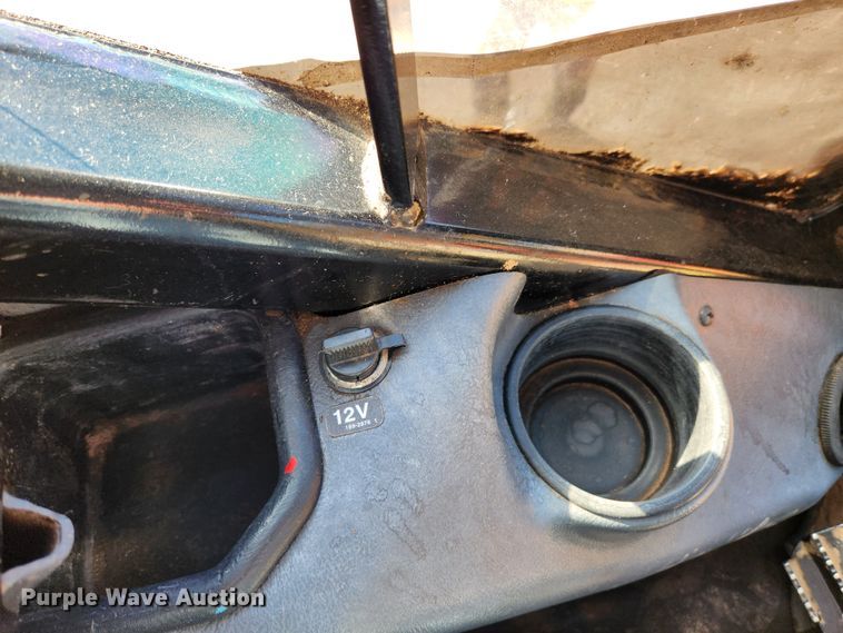 image for item MK9455 2013 Caterpillar 501HD harvester