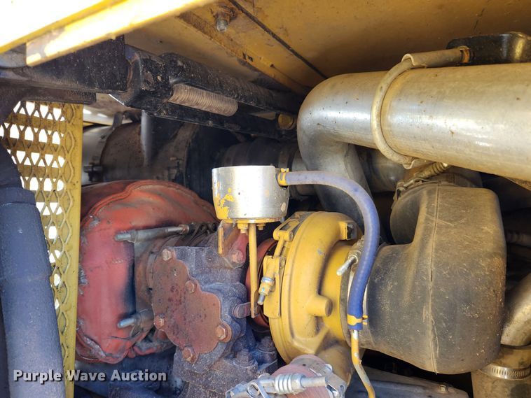 image for item MK9455 2013 Caterpillar 501HD harvester