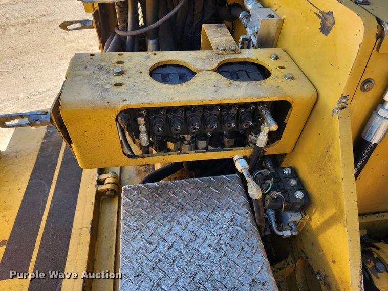 image for item MK9455 2013 Caterpillar 501HD harvester