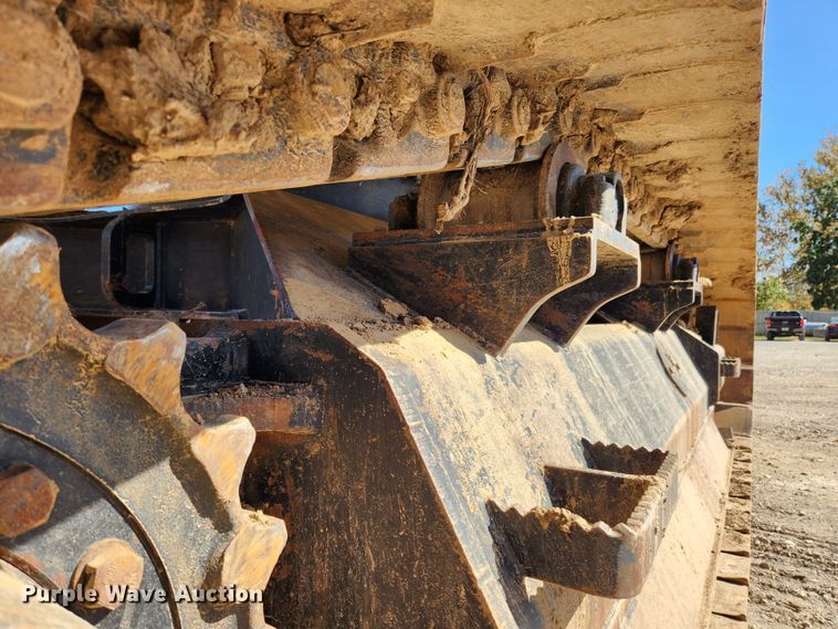 image for item MK9455 2013 Caterpillar 501HD harvester