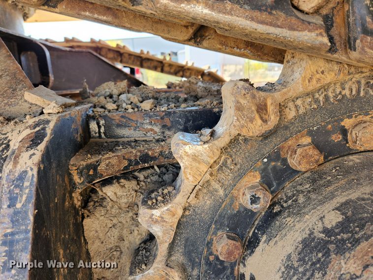 image for item MK9455 2013 Caterpillar 501HD harvester