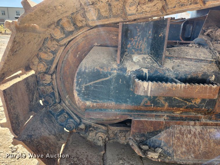 image for item MK9455 2013 Caterpillar 501HD harvester