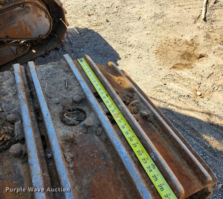 image for item MK9455 2013 Caterpillar 501HD harvester