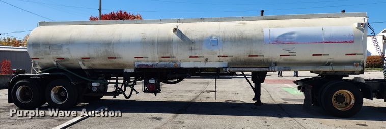 image for item MK9480 1964 Butler  tank trailer