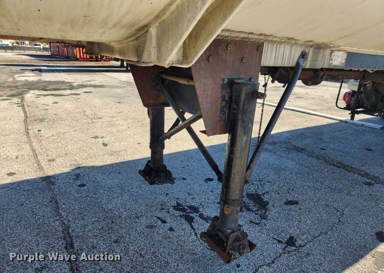 image for item MK9480 1964 Butler  tank trailer