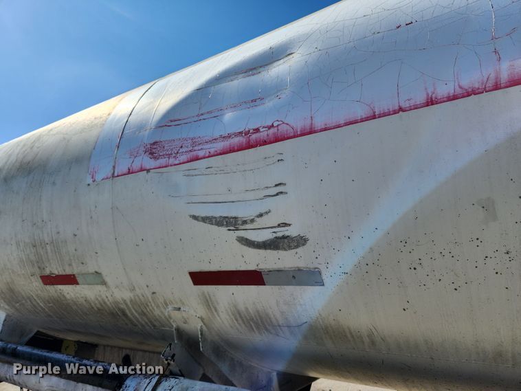 image for item MK9480 1964 Butler  tank trailer