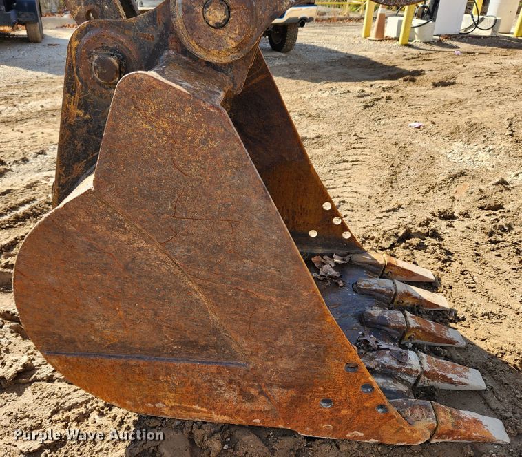 image for item MK9488 2005 Ingersoll Rand ZX125  mini excavator