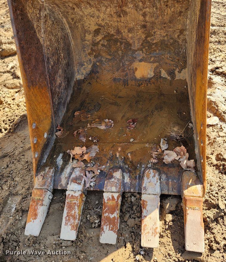 image for item MK9488 2005 Ingersoll Rand ZX125  mini excavator