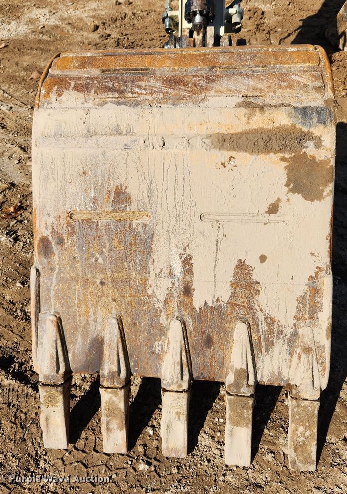 image for item MK9488 2005 Ingersoll Rand ZX125  mini excavator