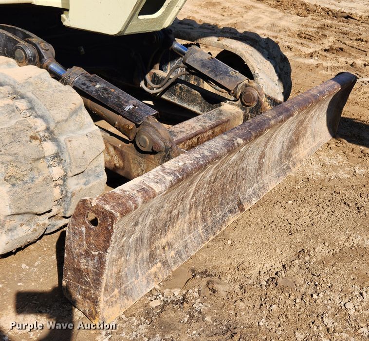 image for item MK9488 2005 Ingersoll Rand ZX125  mini excavator