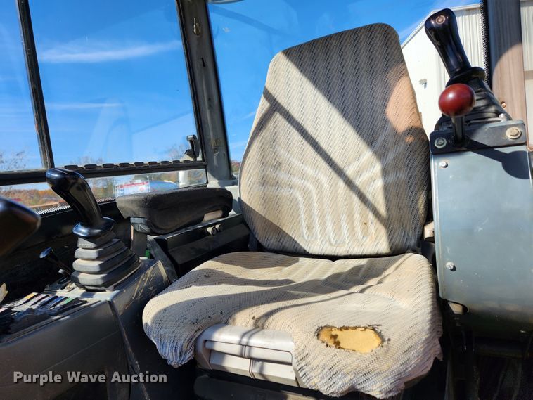 image for item MK9488 2005 Ingersoll Rand ZX125  mini excavator