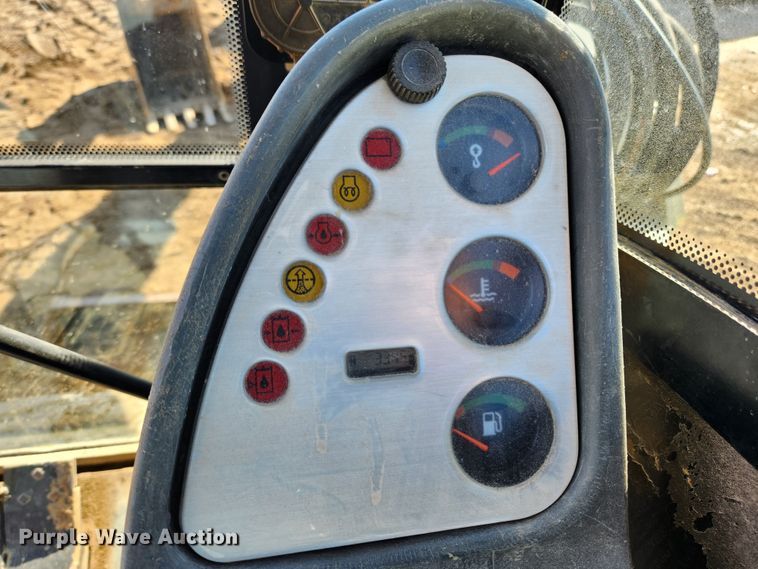 image for item MK9488 2005 Ingersoll Rand ZX125  mini excavator