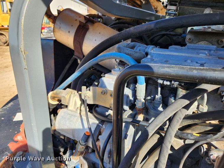 image for item MK9488 2005 Ingersoll Rand ZX125  mini excavator