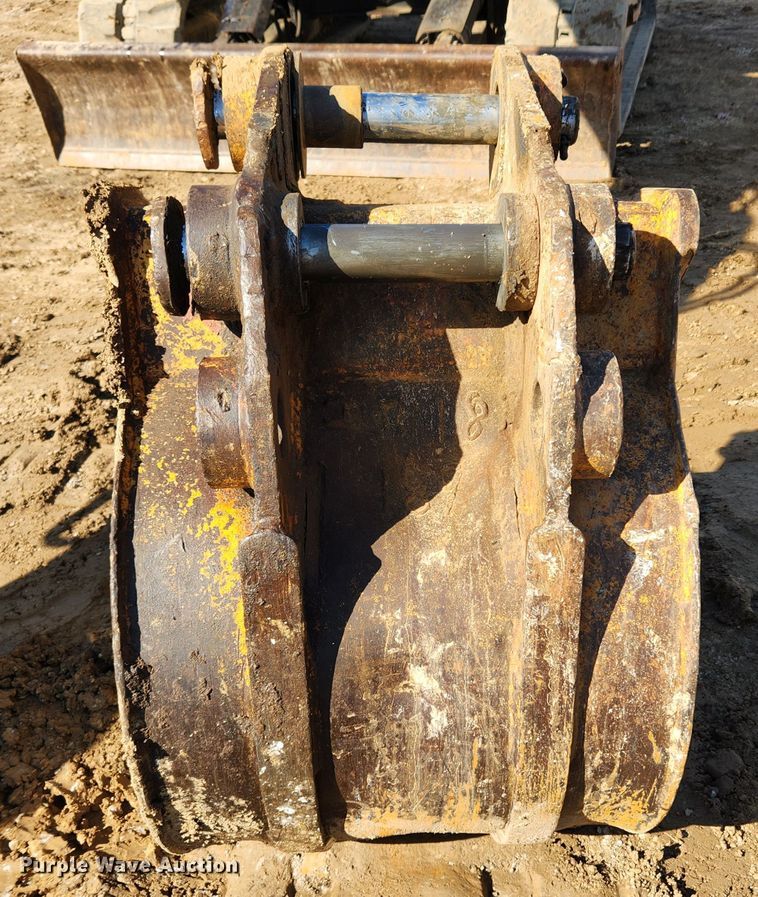 image for item MK9488 2005 Ingersoll Rand ZX125  mini excavator