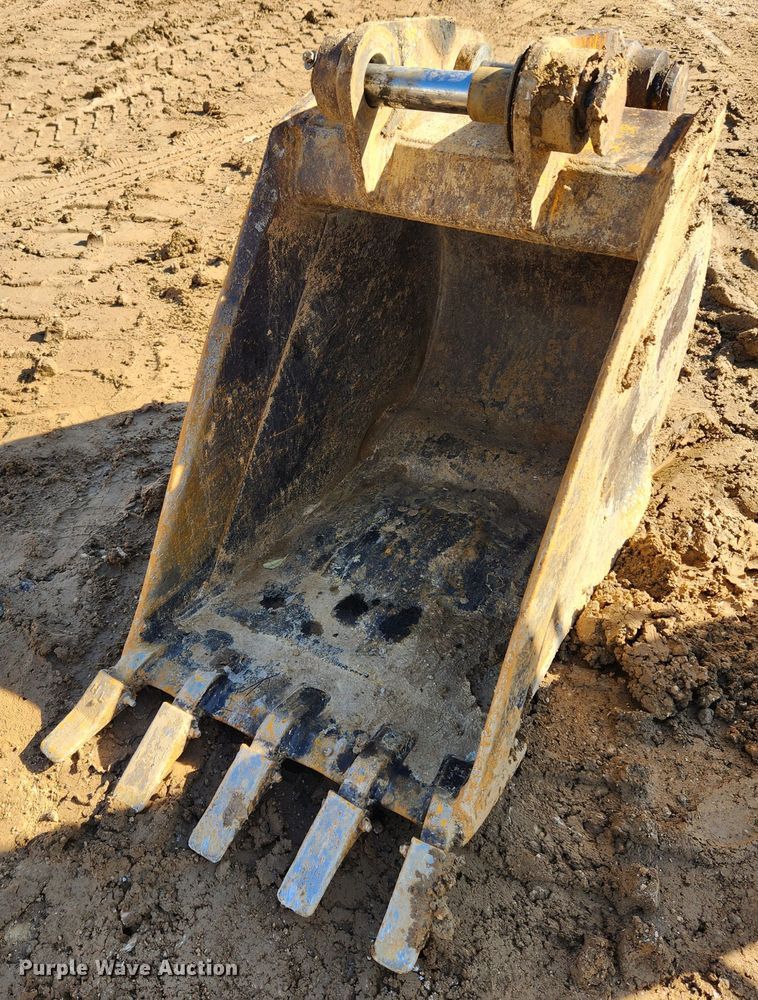 image for item MK9488 2005 Ingersoll Rand ZX125  mini excavator