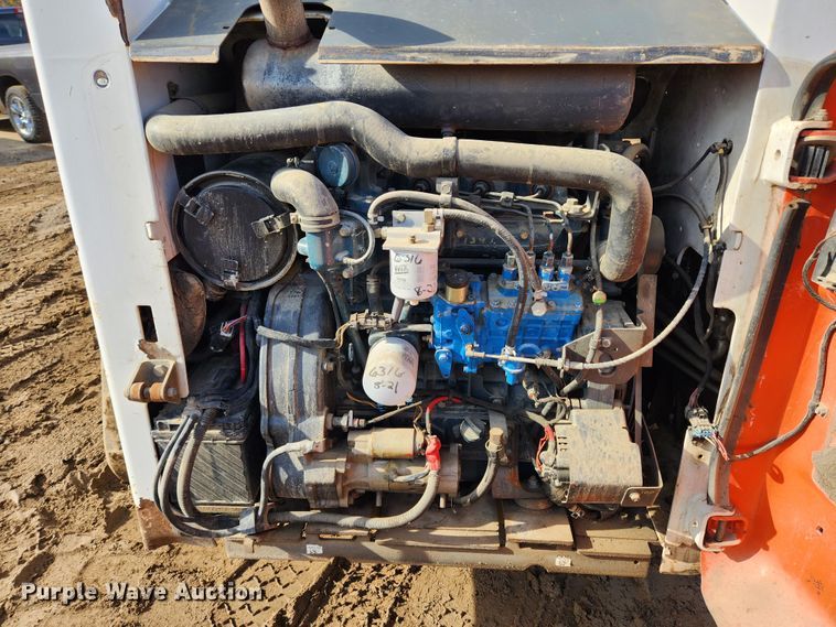 image for item MK9489 2008 Bobcat T250  tracked skid steer loader