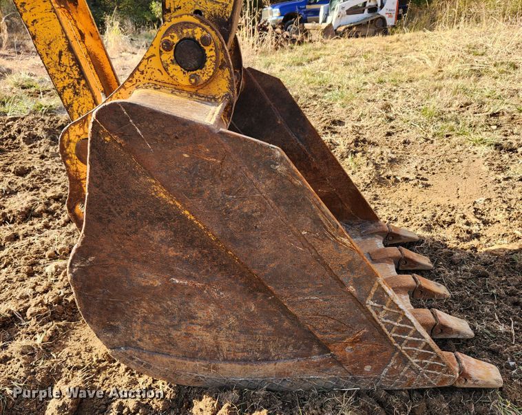 image for item MK9490 2005 Hyundai Robex 210LC-7  excavator